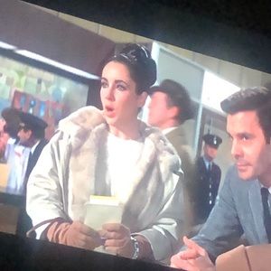 Meet your Posher, Saudia